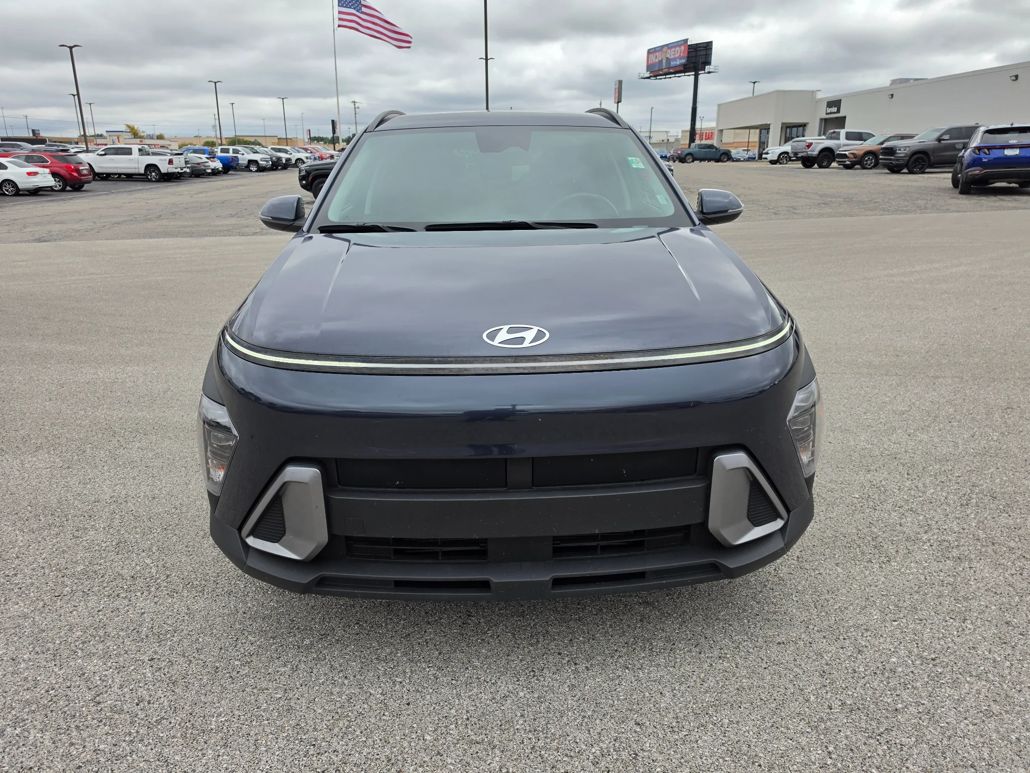 Used 2025 Denim Blue Hyundai SEL image 2