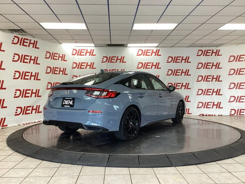 Used 2024  Honda Sport image 7