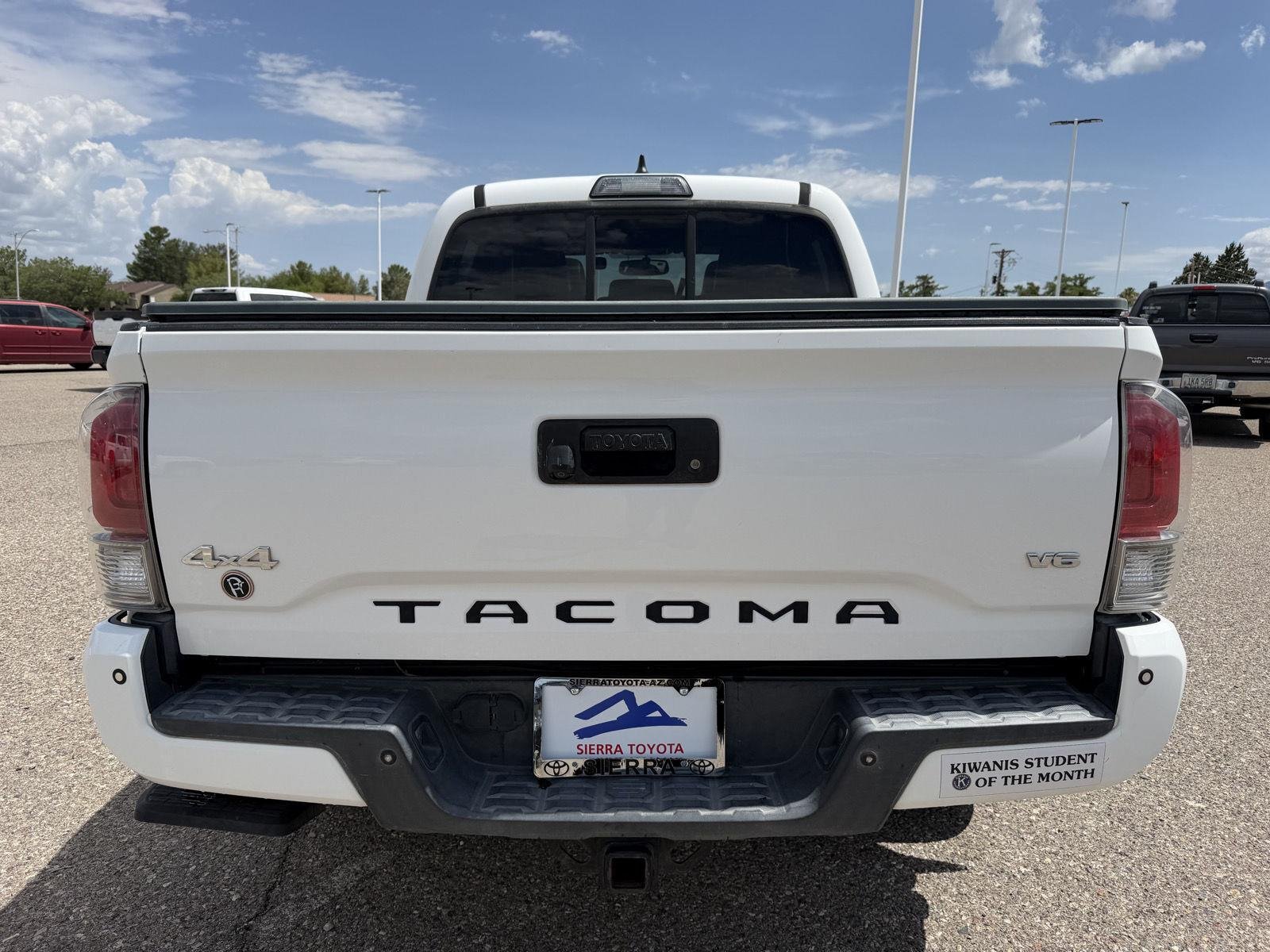 Used 2016 Super White Toyota Limited image 4