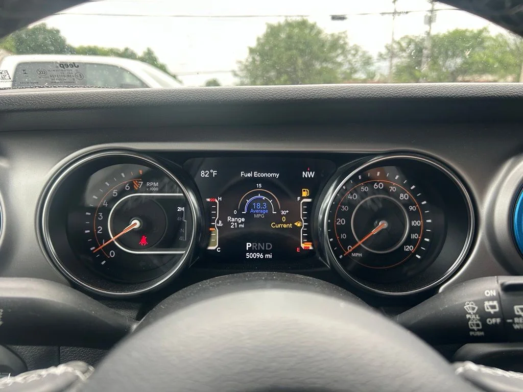 Used 2021 Black Jeep Unlimited Sport S image 18