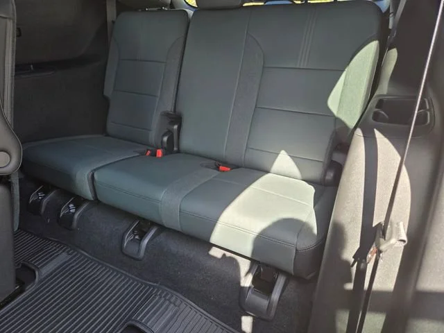 2026 GMC Acadia AT4 - Photo 7