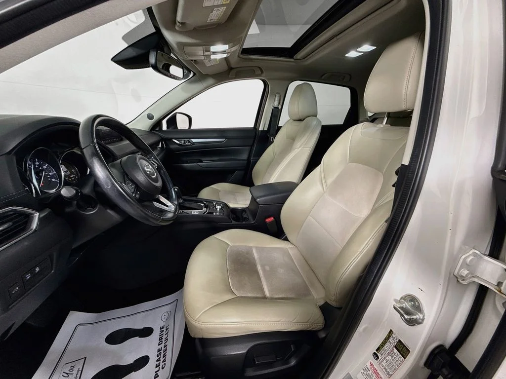 Used 2018 Snowflake White Pearl Mica Mazda Touring image 2