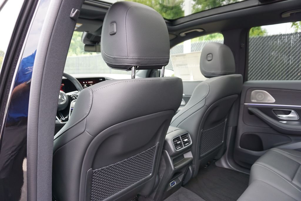 Used 2026 Obsidian Black Metallic Mercedes-Benz GLE 350 image 54