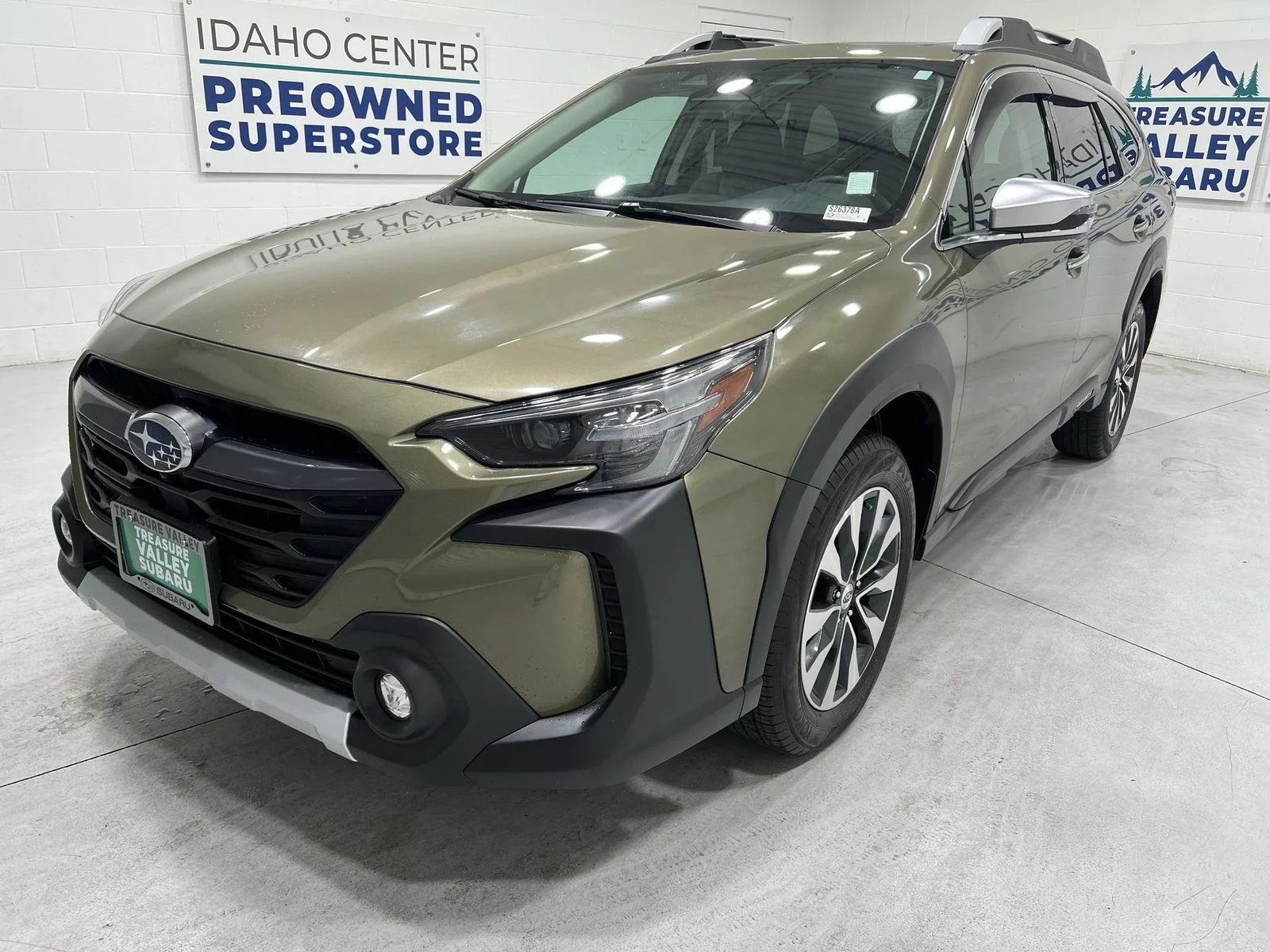 Used 2024 Brown Subaru Touring XT image 4