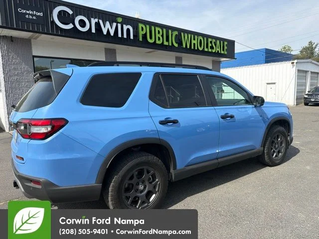 Used 2025 Blue Honda TrailSport image 6
