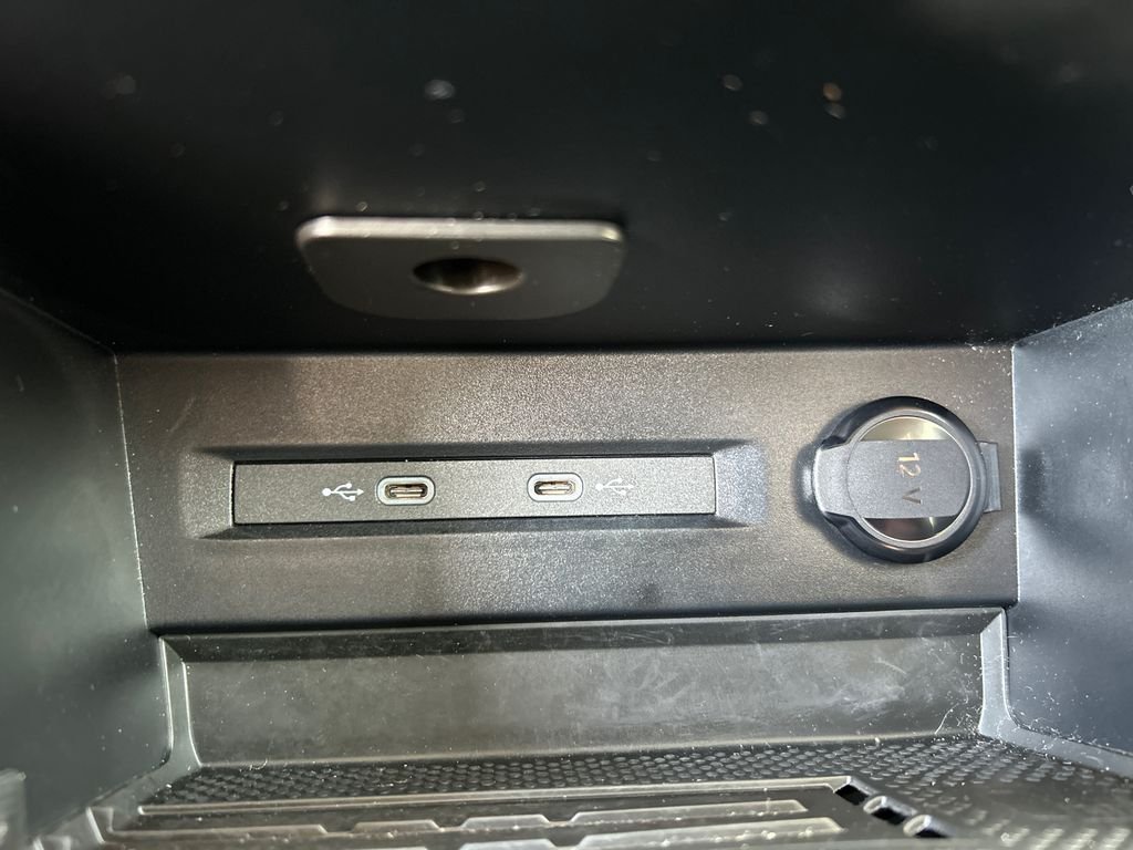 Used 2025 Silver Volkswagen 1.5T SE image 19