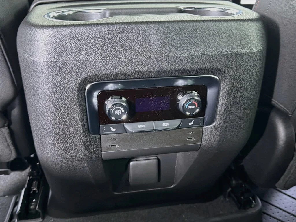 2026 Chevrolet Suburban RST - Photo 23
