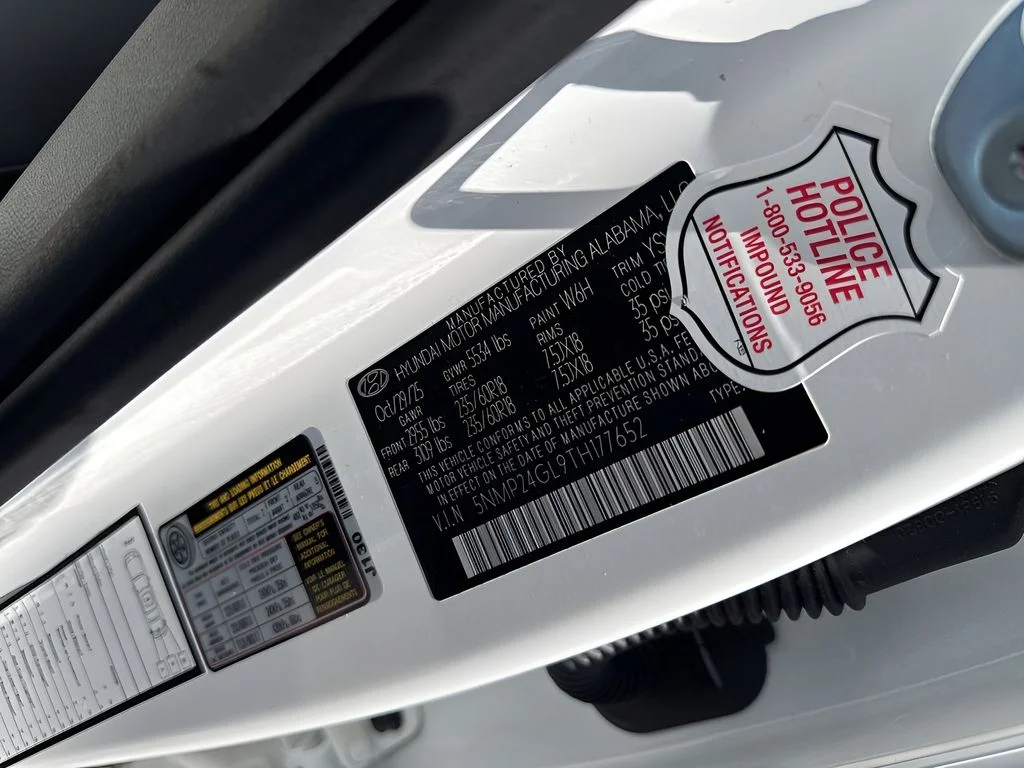 Used 2026 White Hyundai SEL image 33