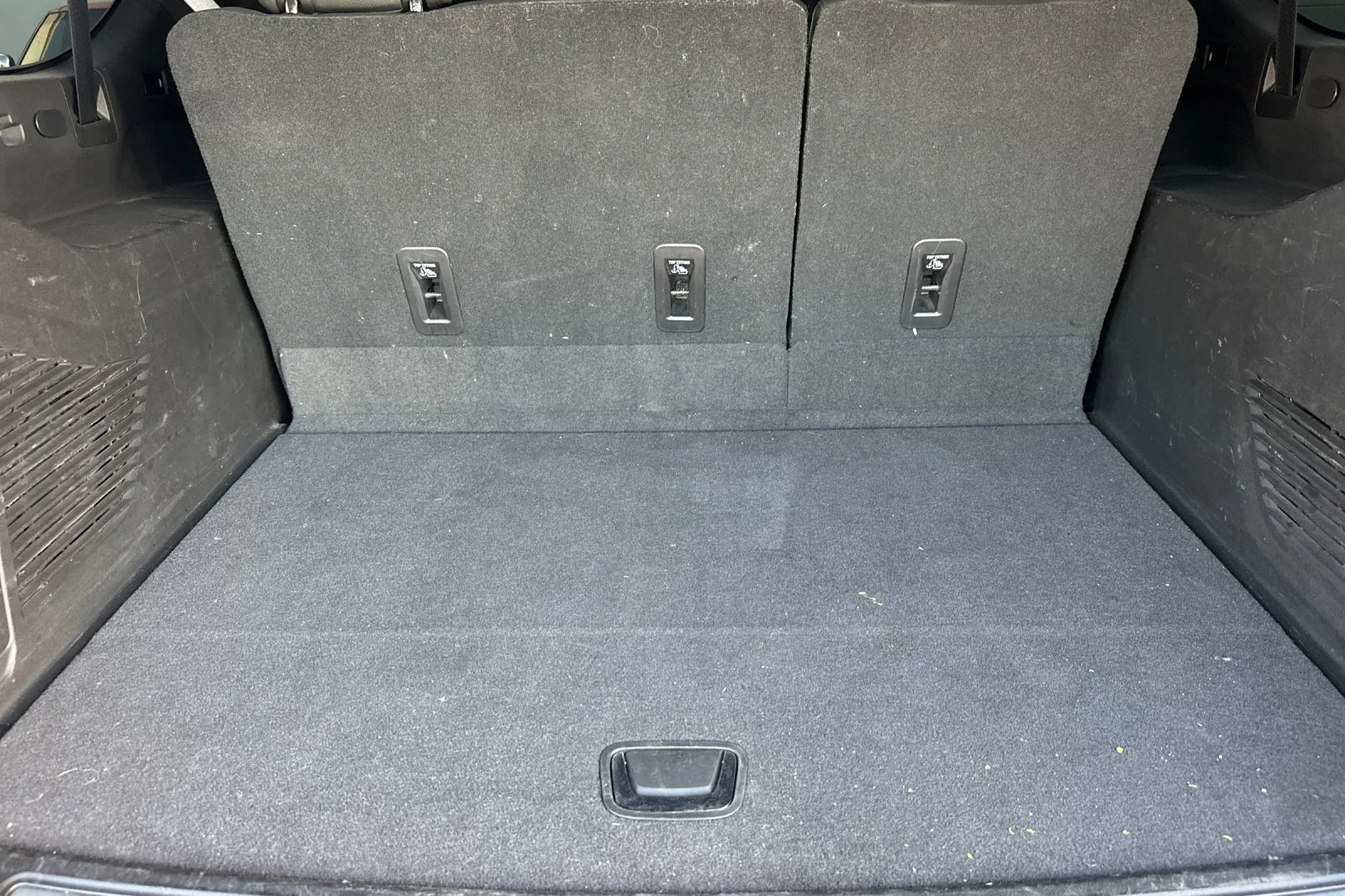 Used 2021 SATIN STEEL METALLIC GMC Denali image 16