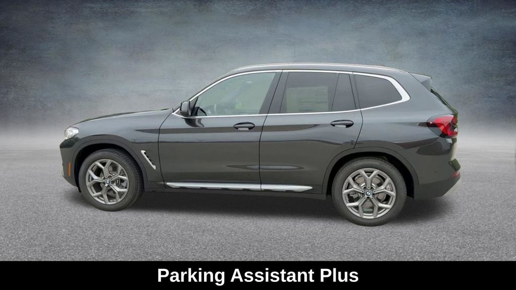 Used 2024 Gray BMW xDrive30i image 16