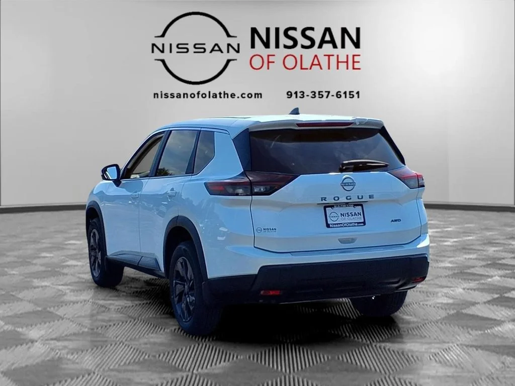 New 2026 Everest White Pearl TriCoat Nissan SV image 3
