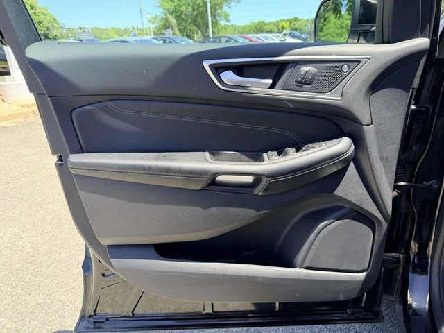 Used 2022 Black Ford Titanium image 14