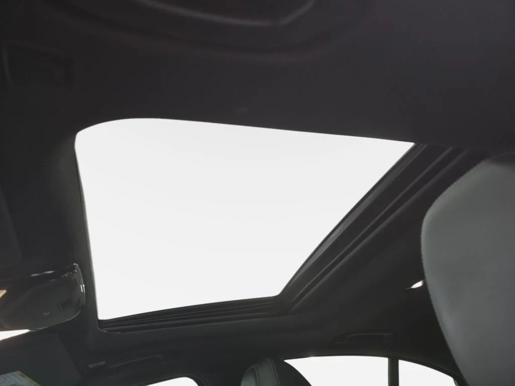 Used 2022 Jet Black BMW 330i image 21