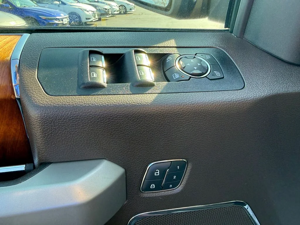Used 2017 Bronze Fire Metallic Ford King Ranch image 14
