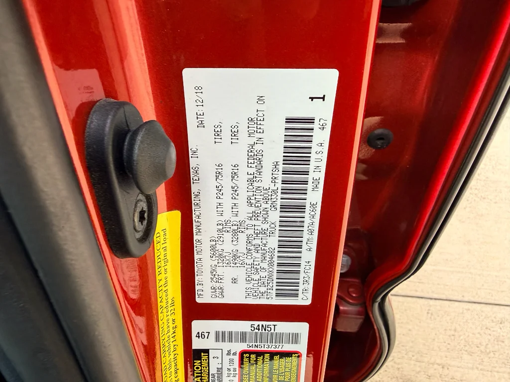 Used 2019 Barcelona Red Metallic Toyota SR5 image 29