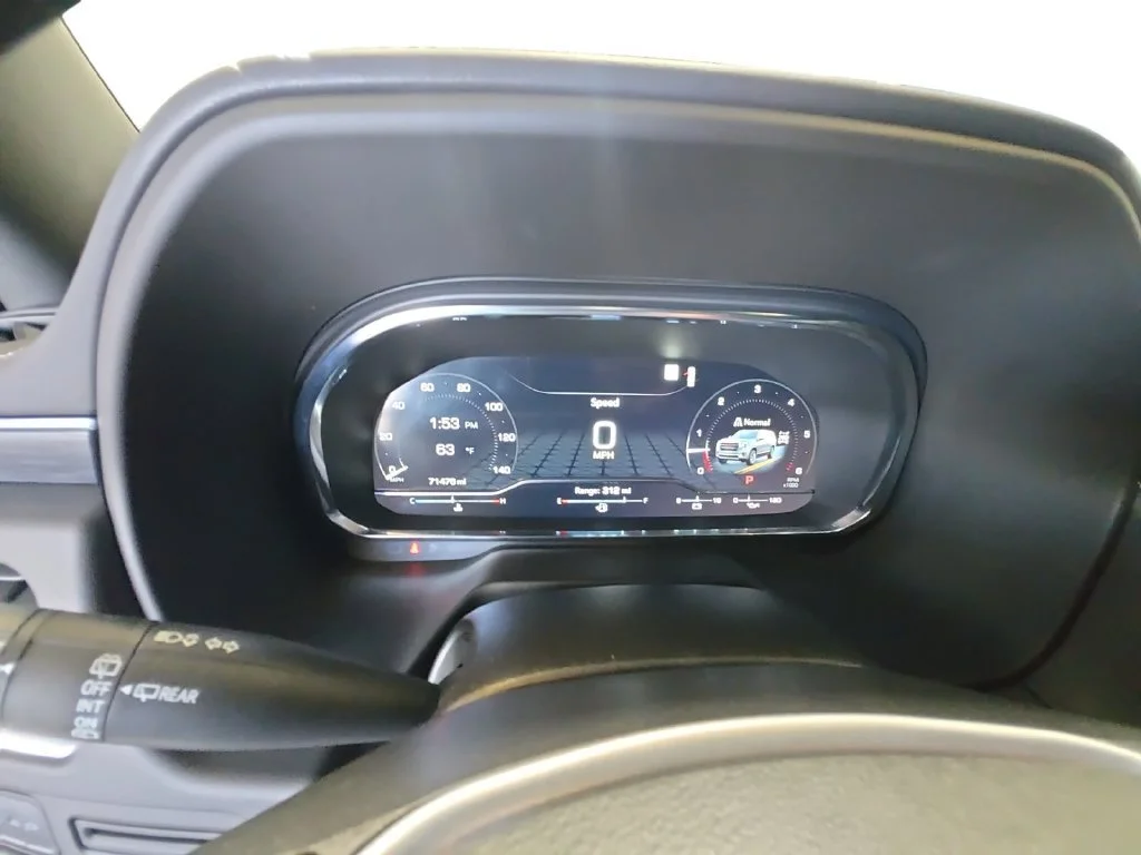 Certified Used 2022 ONYX BLACK GMC SLT image 20