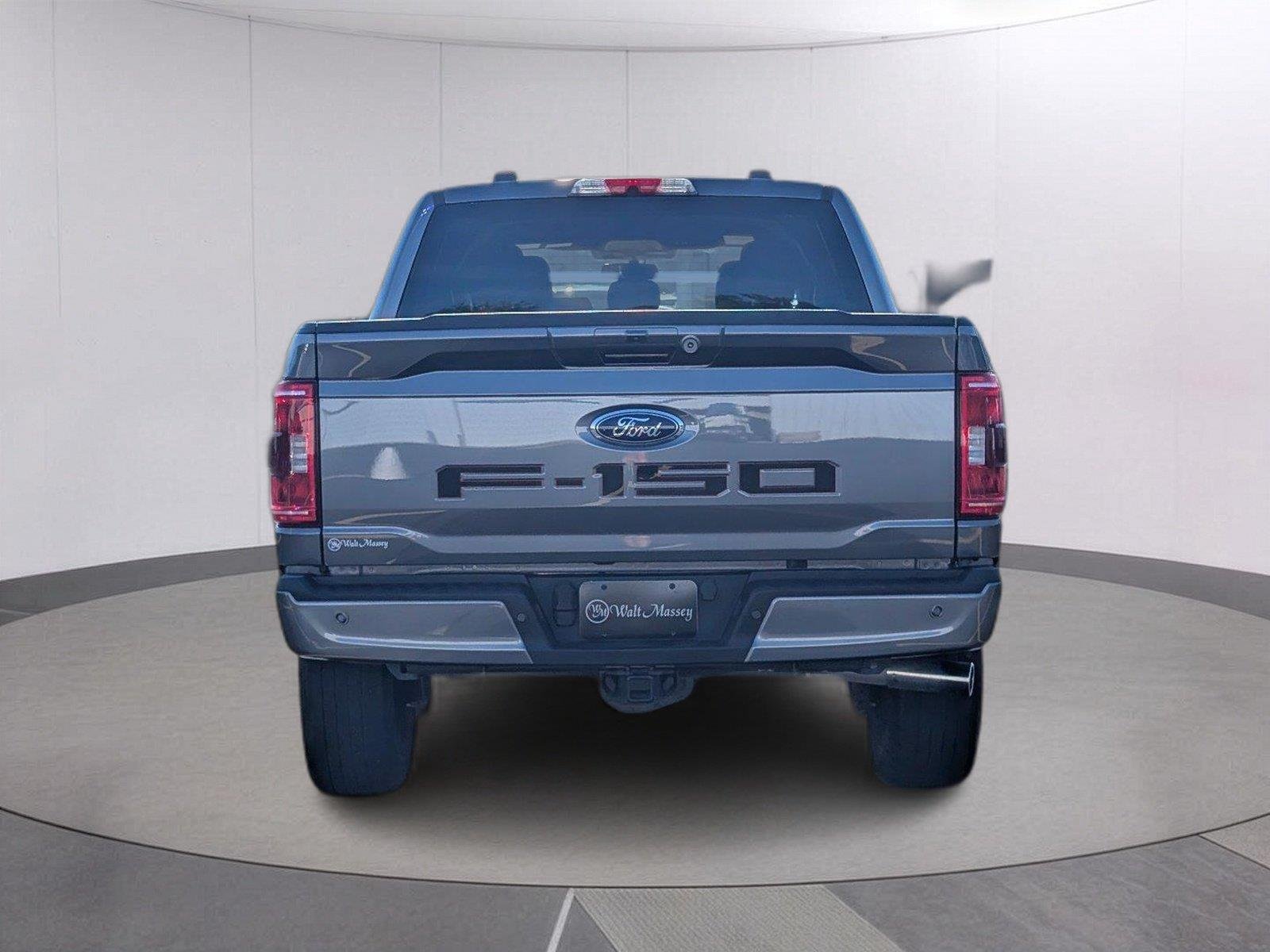 Used 2023 Carbonized Gray Ford XLT image 4