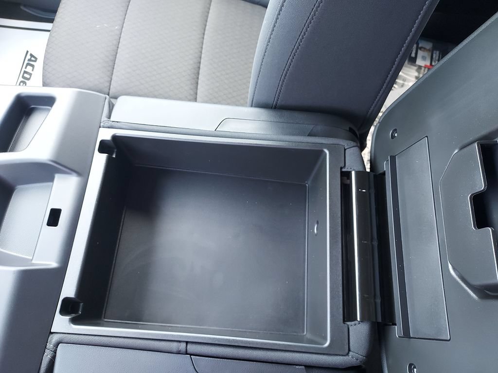 New 2026 Onyx Black GMC Elevation image 24