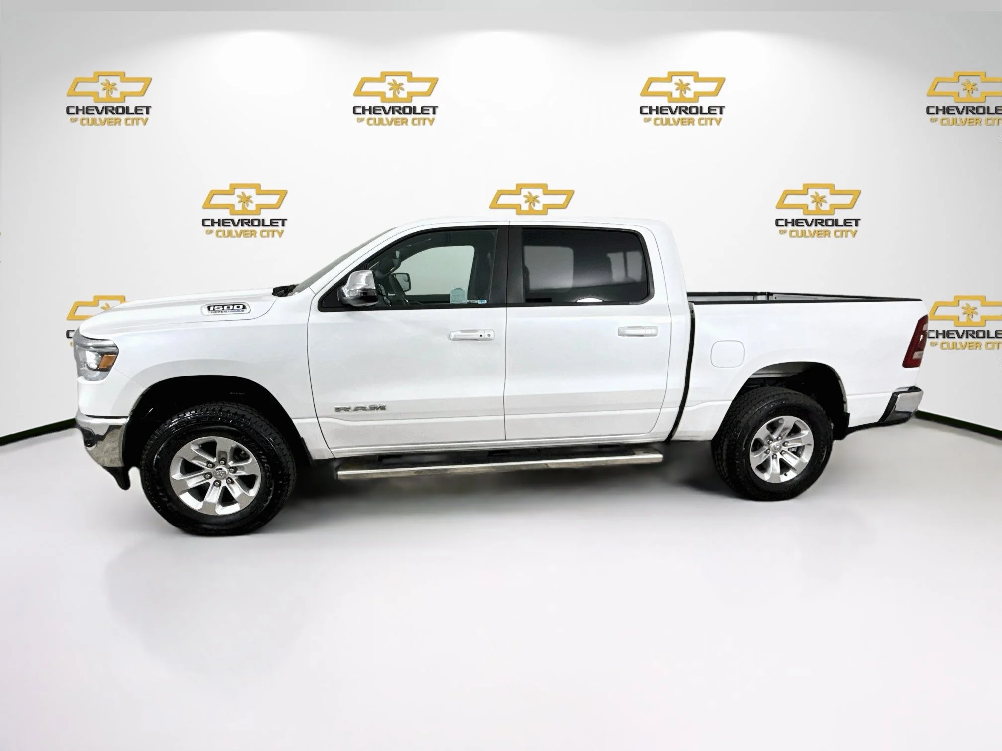 Used 2024  Ram Laramie image 5