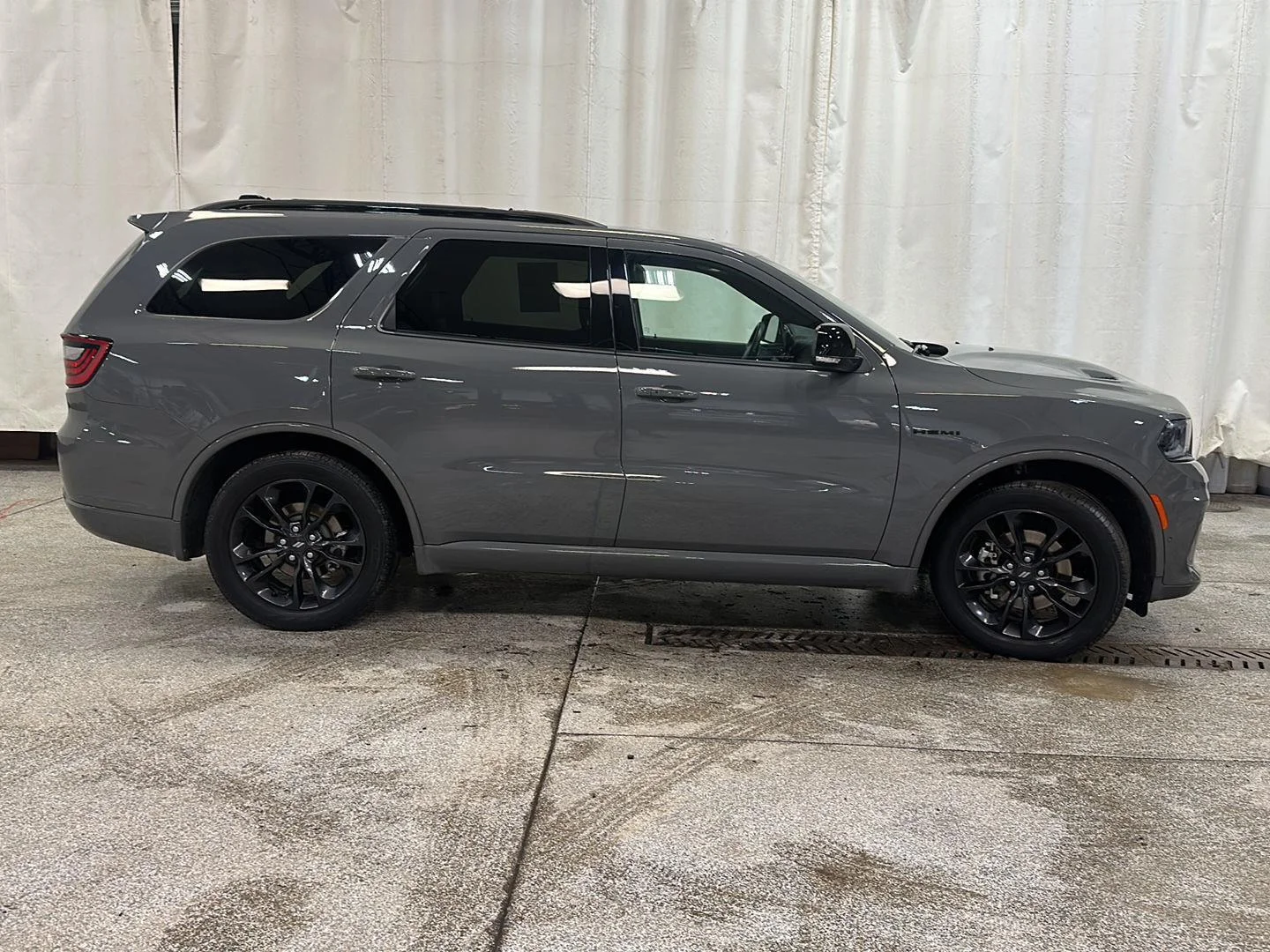 Used 2023 Destroyer Gray Clearcoat Dodge R/T Premium image 6