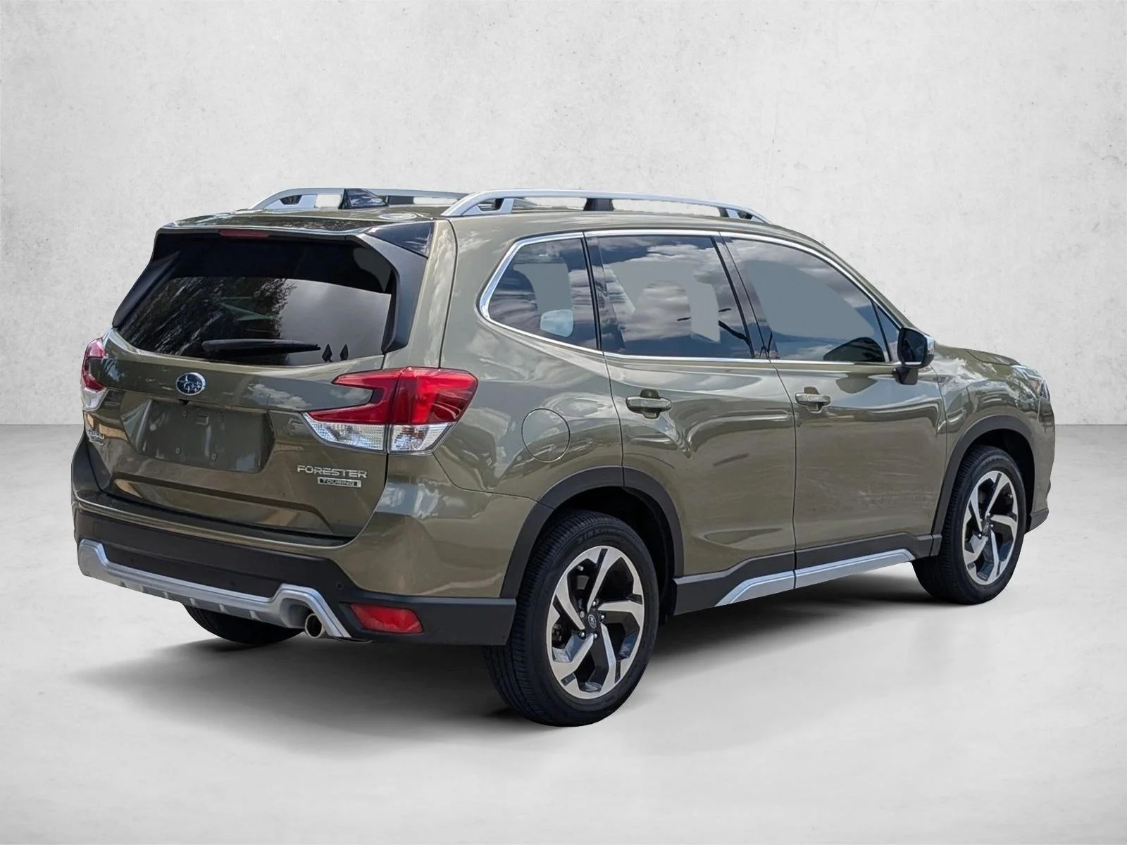 Used 2024 Green Subaru Touring image 5
