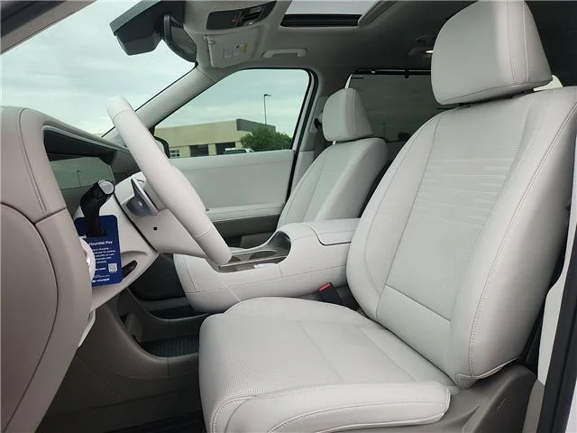 New 2026 Creamy White Pearl Hyundai Limited image 10