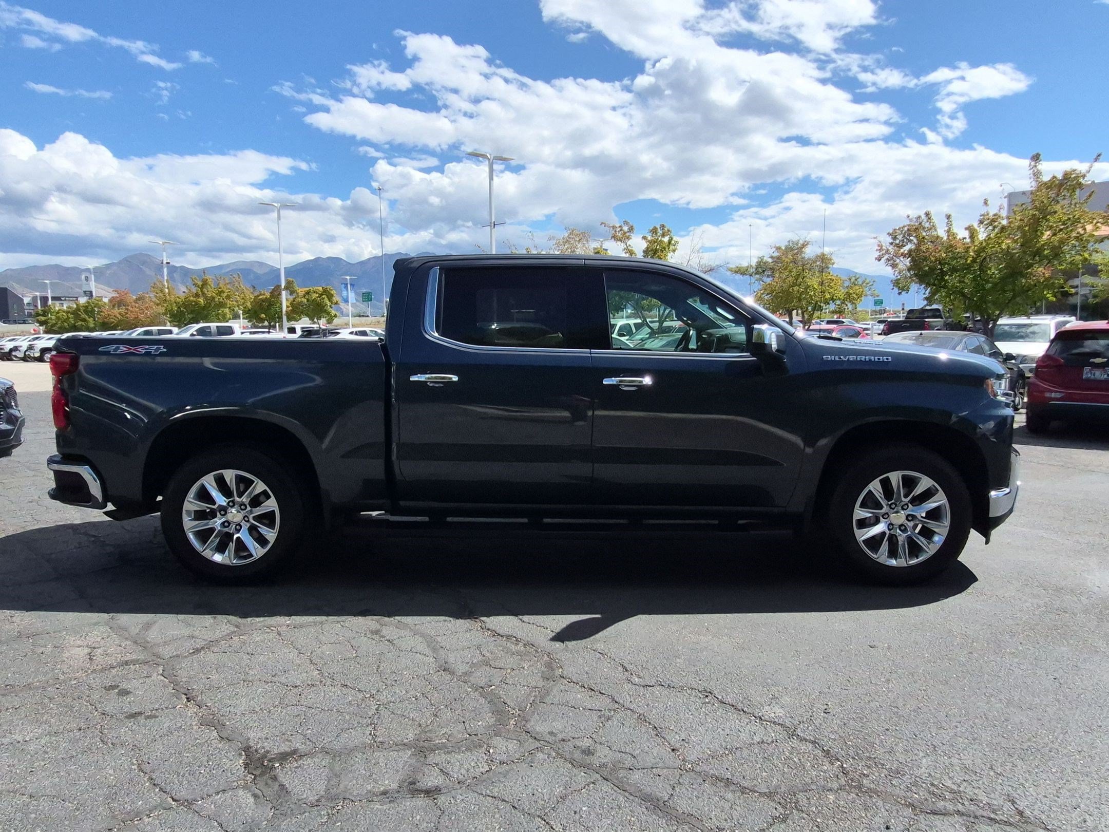 Used 2021 SHADOW GRAY METALLIC Chevrolet LTZ image 6