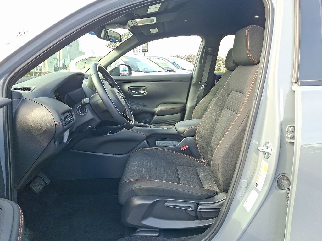 2025 Honda HR-V Sport - Photo 14