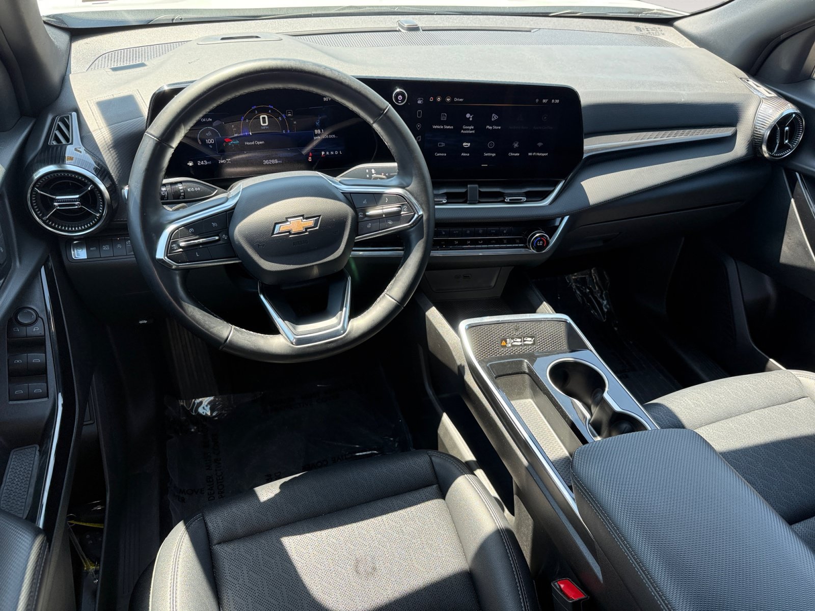 Used 2025 Summit White Chevrolet LT image 15