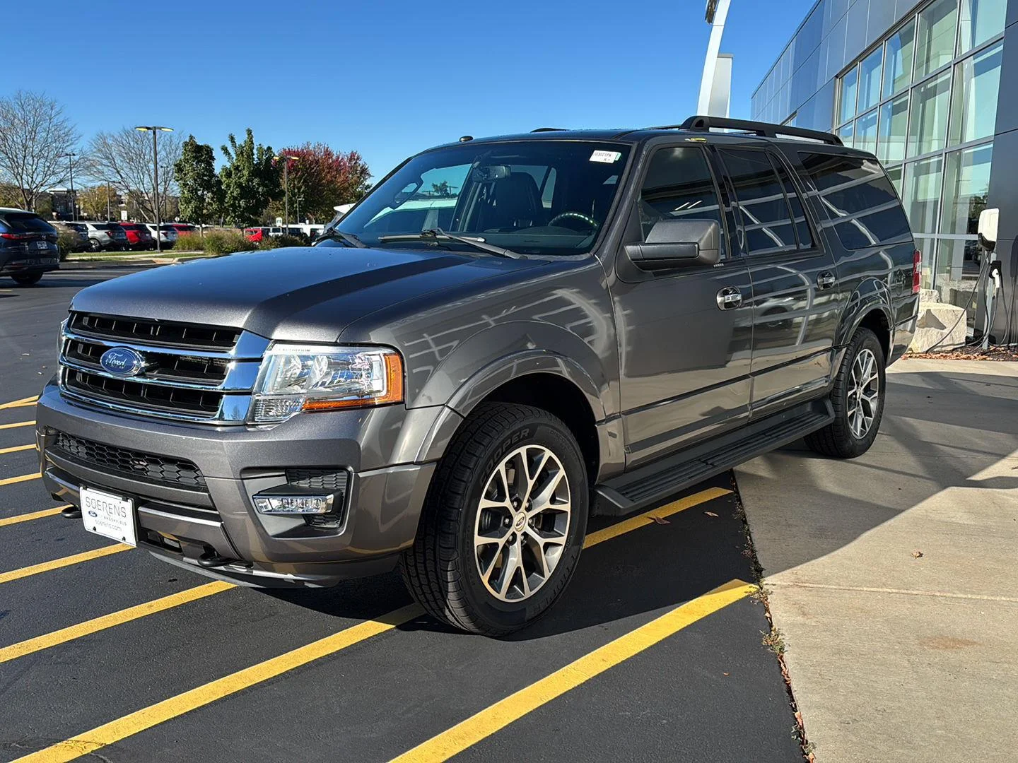 Certified Used 2017 Magnetic Ford XLT image 8