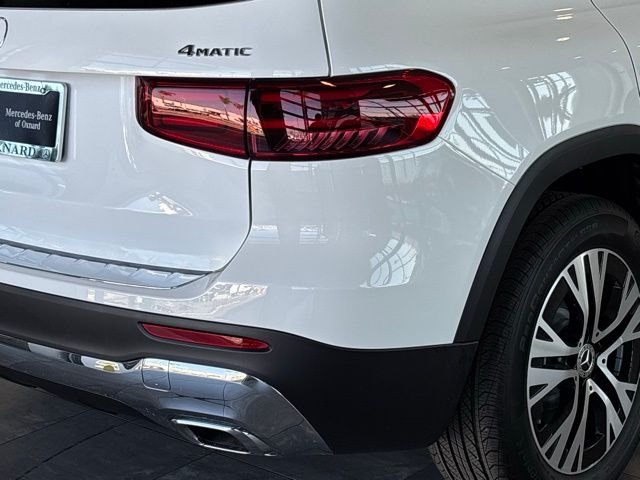 New 2026 Polar White Mercedes-Benz GLB 250 image 4