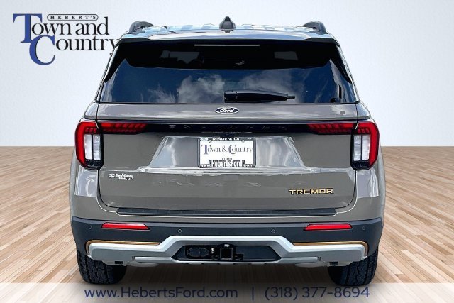 New 2027 Marsh Gray Ford Tremor® image 4