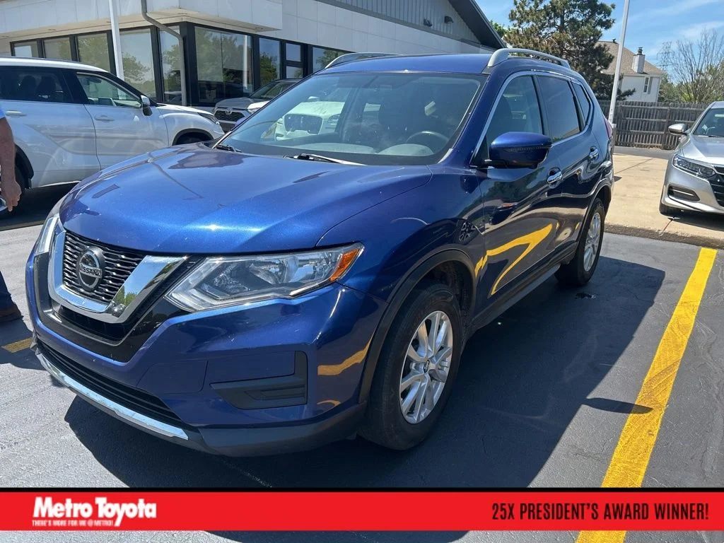 2018 Nissan Rogue SV AWD's photo