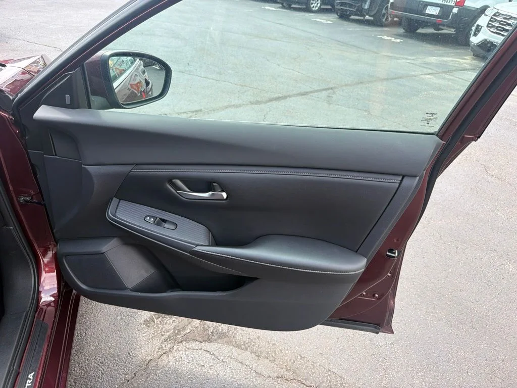 Used 2023 Red Nissan SV image 39
