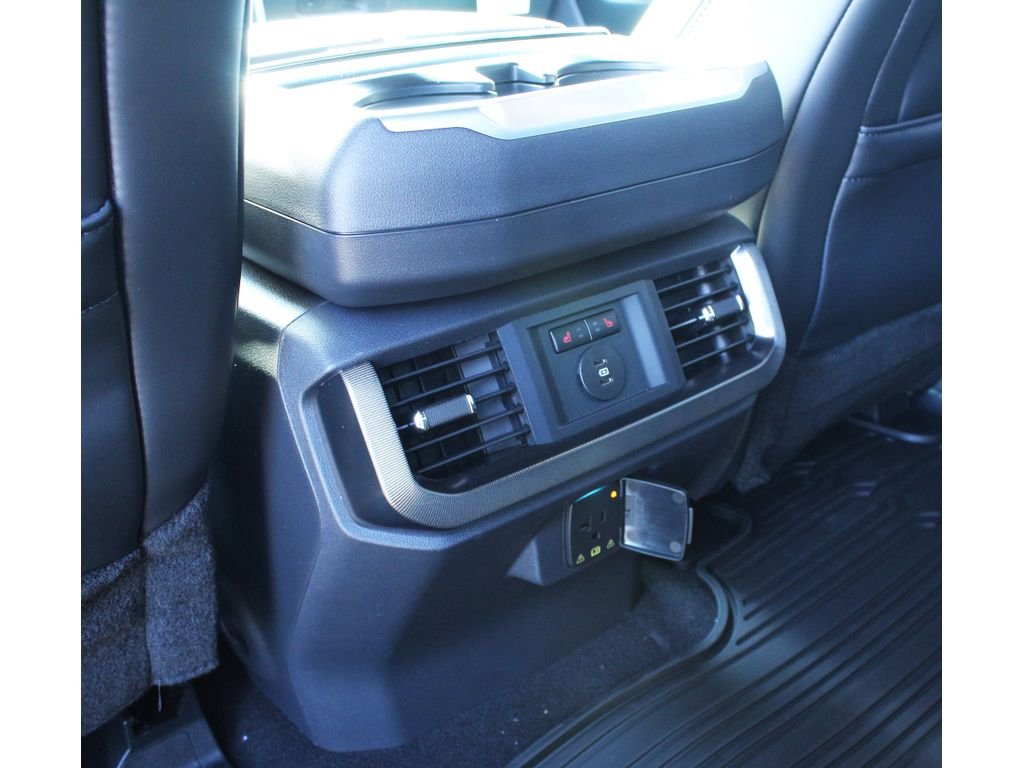 2025 Ford F-150 Platinum - Photo 19