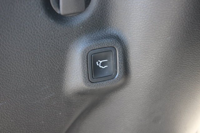 Used 2023 Silver Jeep Limited image 29