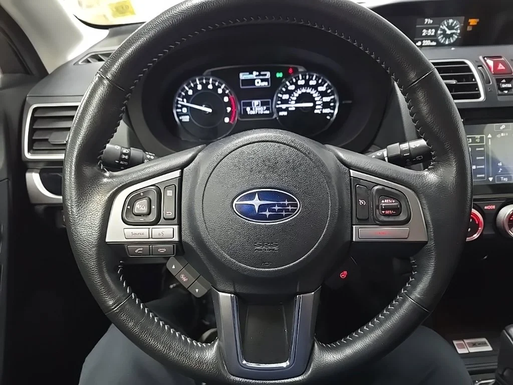 Used 2017 Ice Silver Metallic Subaru 2.5i Touring image 19