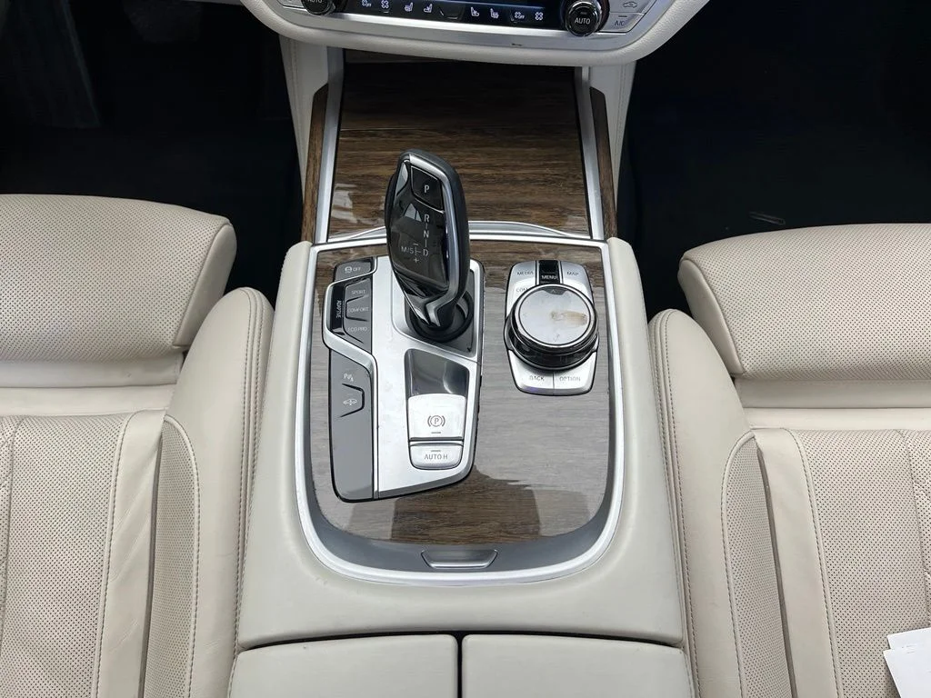 Used 2019 Gray BMW 740i image 11