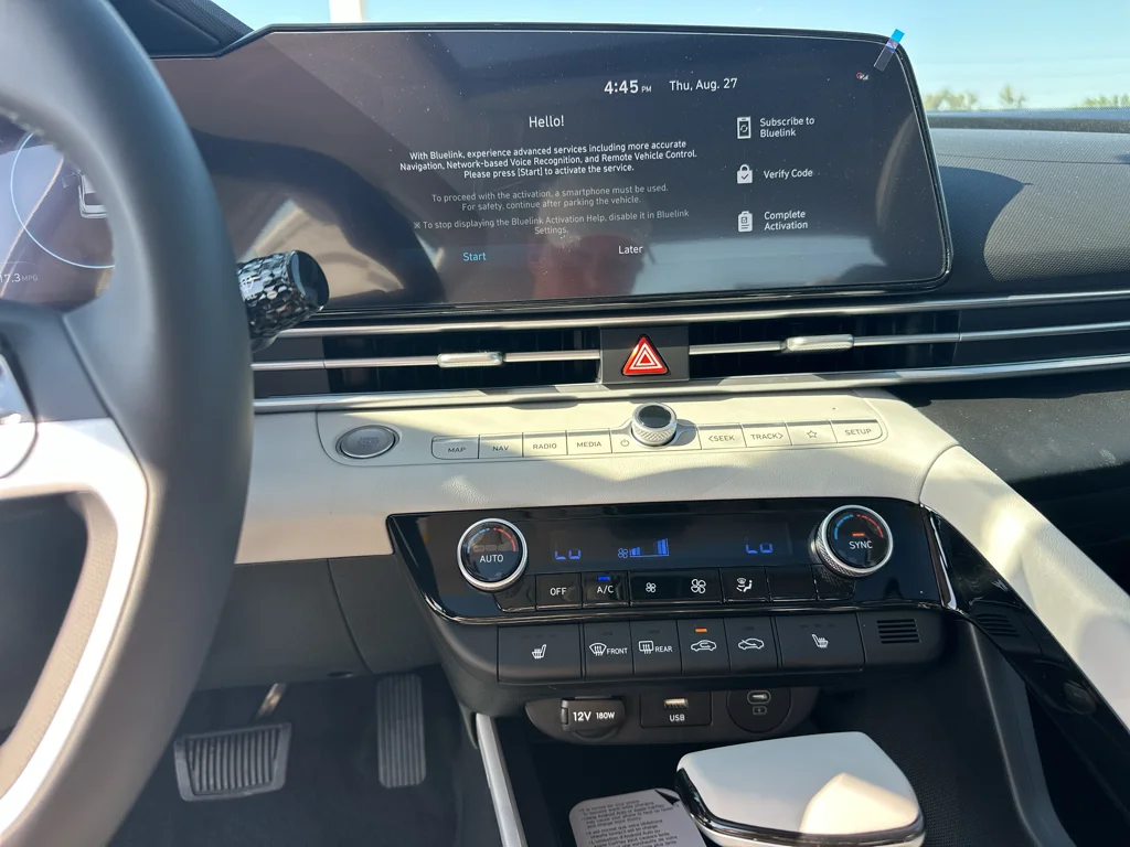 New 2026 Ecotronic Gray Hyundai Limited image 4