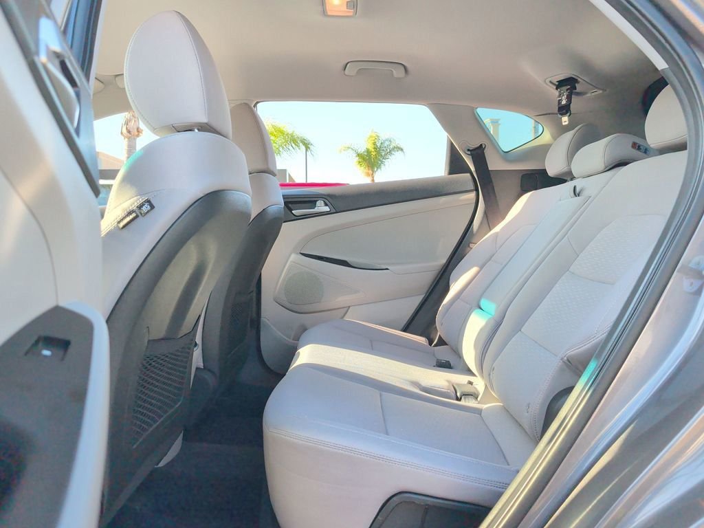 Used 2020  Hyundai SEL image 10