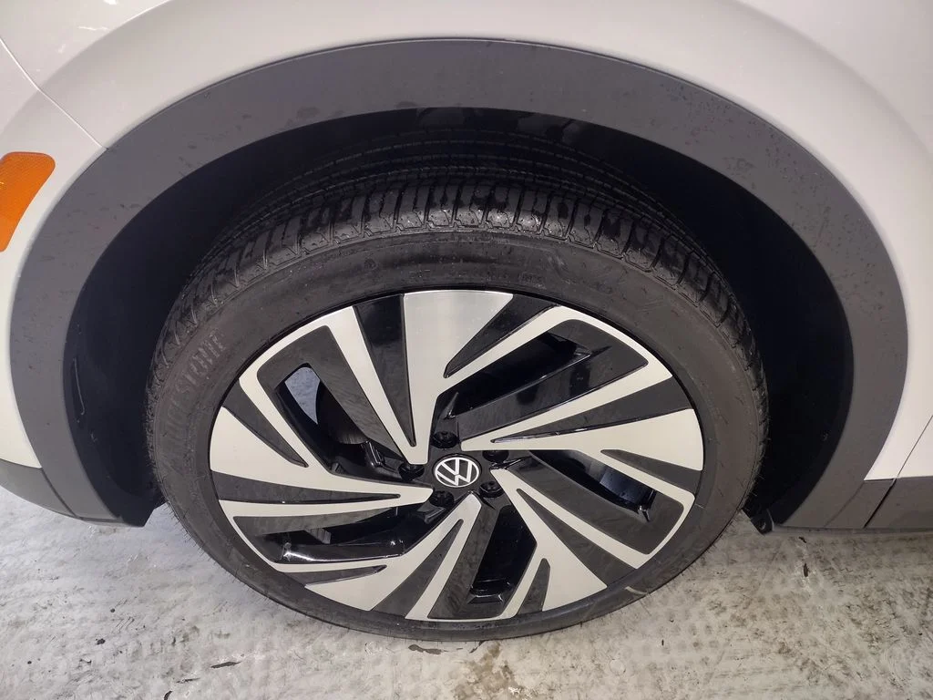 New 2026 White Volkswagen Pro S Plus image 7