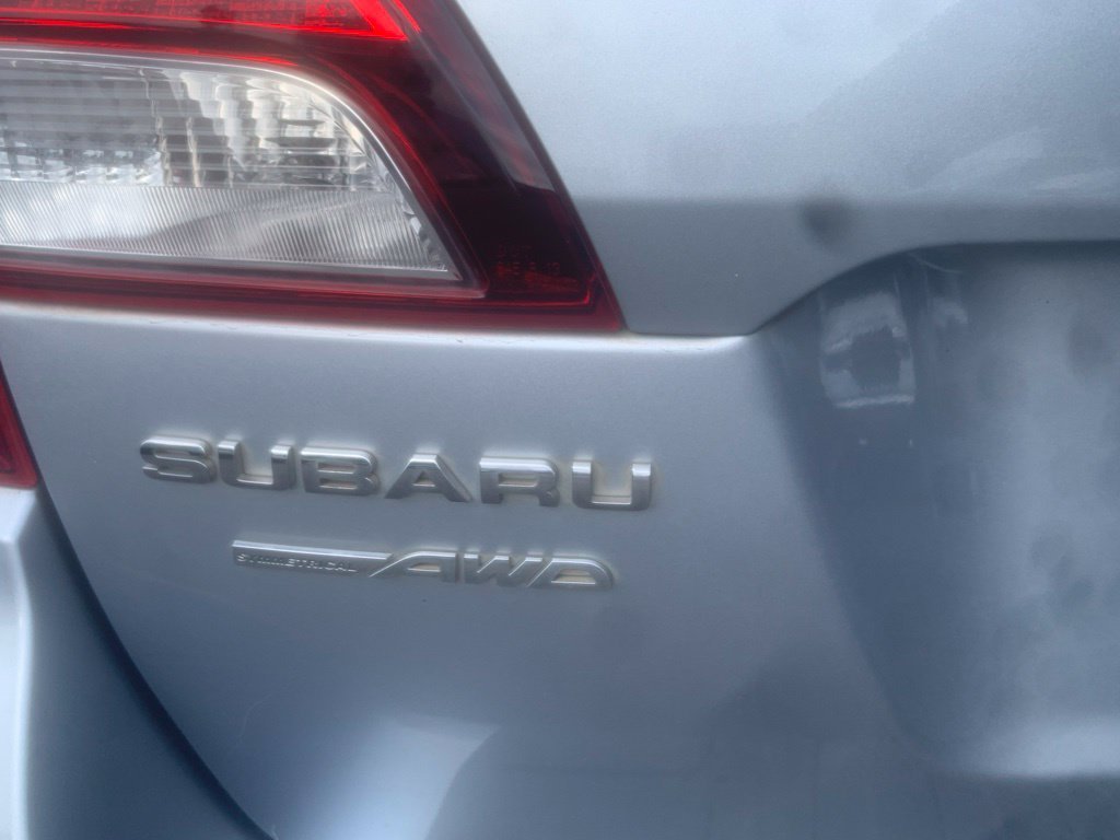 Used 2019 Silver Subaru 2.5i image 7