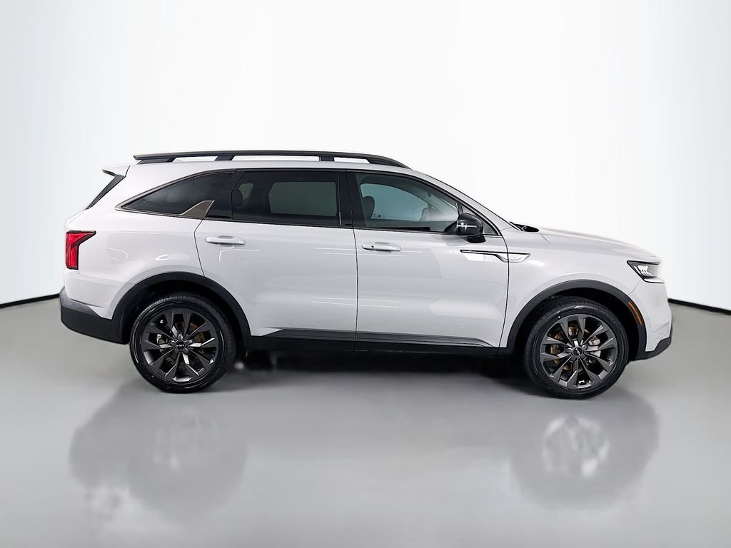 Used 2022 Gray Kia X-Line EX image 8