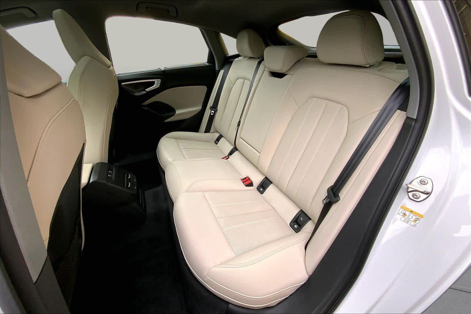 Used 2025 Glacier White Metallic Audi Premium Plus image 21