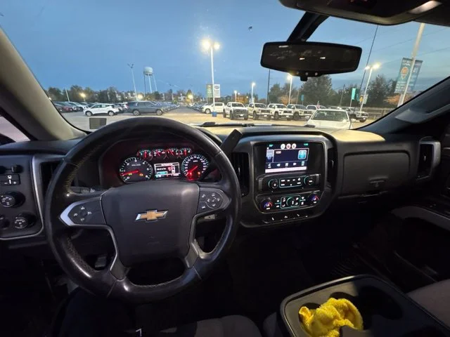 Used 2015 White Chevrolet LT image 14