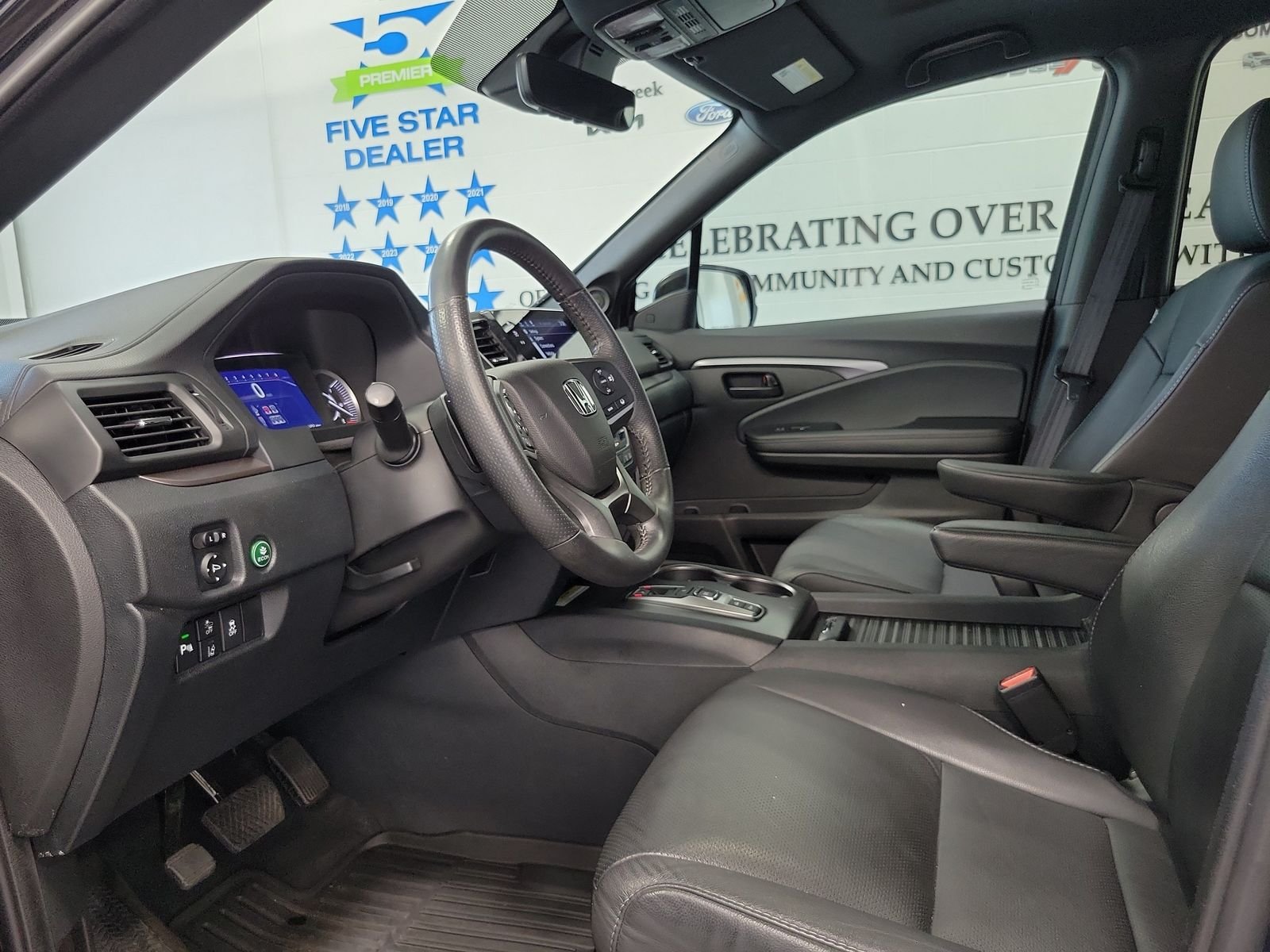 Used 2023 Black Honda EX-L image 8