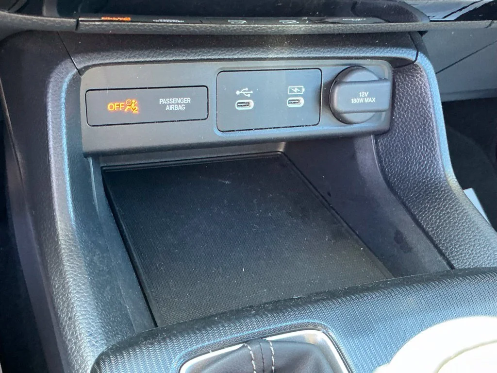 Used 2025  Honda Sport image 34