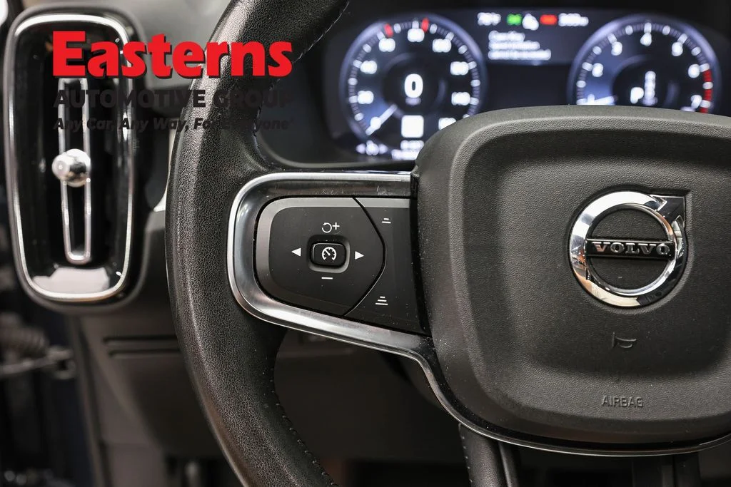 Used 2021 Gray Volvo Momentum image 15
