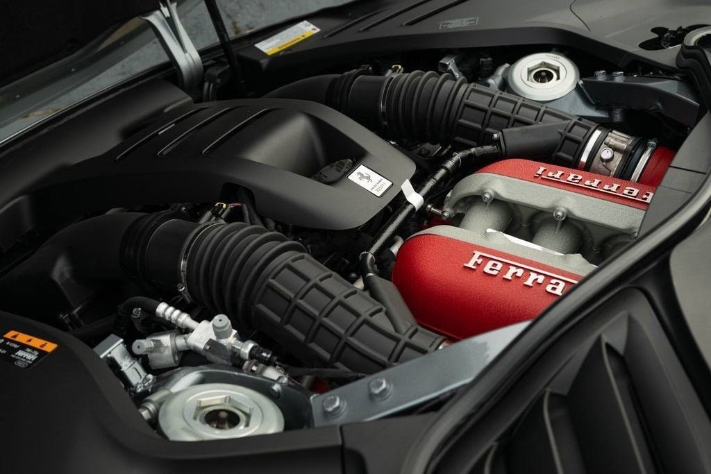 Certified Used 2024 Grigio Titanio Metall Ferrari  image 14