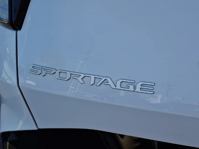 Certified Used 2023 White Kia SX-Prestige image 33